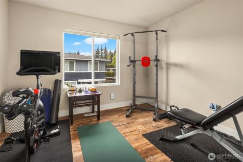 23704 105th Place W Edmonds WA 98020