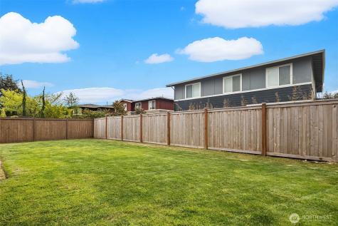 23704 105th Place W Edmonds WA 98020