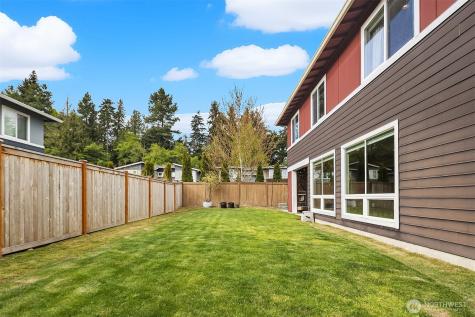 23704 105th Place W Edmonds WA 98020
