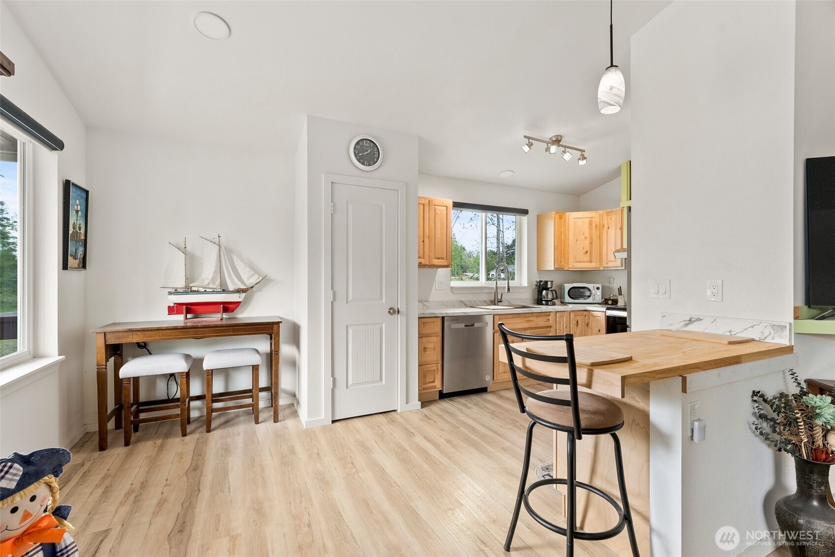 23 Sunrise Lane South Bend WA 98586