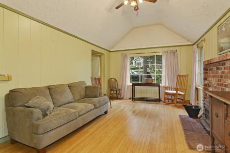 14019 36th Avenue NE Seattle WA 98125