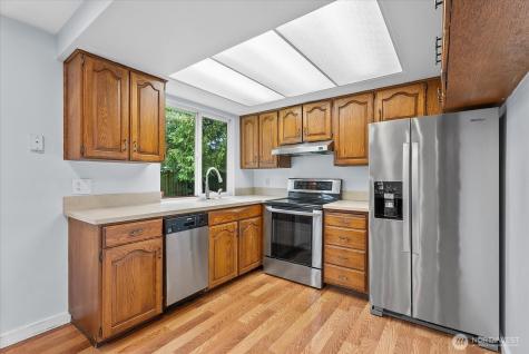 5508 172nd Place SW Lynnwood WA 98037