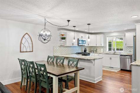 13114 Sunridge Way E Puyallup WA 98374