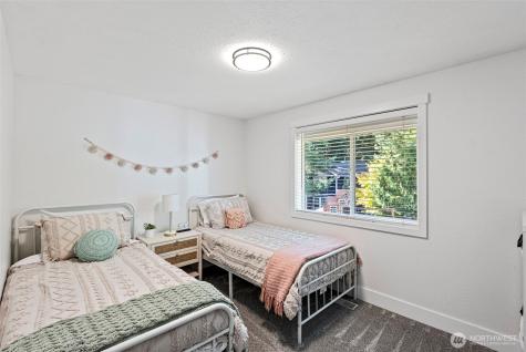 13114 Sunridge Way E Puyallup WA 98374