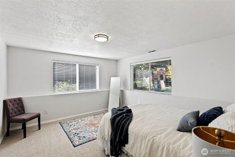 13114 Sunridge Way E Puyallup WA 98374
