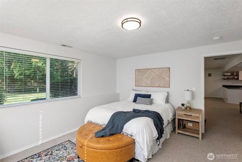 13114 Sunridge Way E Puyallup WA 98374