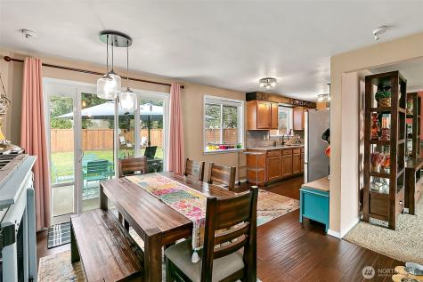 1011 9th St NE Auburn WA 98002