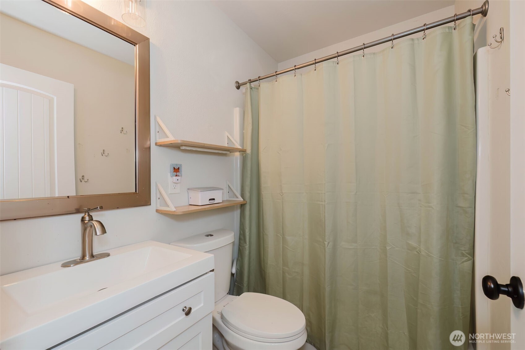 918 Ellinor Avenue Shelton WA 98584