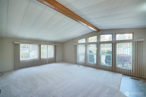 17308 Woodcrest Drive NE Bothell WA 98011