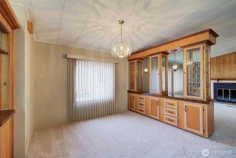 17308 Woodcrest Drive NE Bothell WA 98011