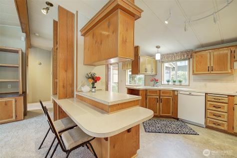 17308 Woodcrest Drive NE Bothell WA 98011