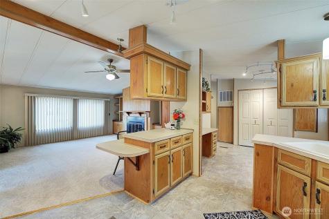 17308 Woodcrest Drive NE Bothell WA 98011