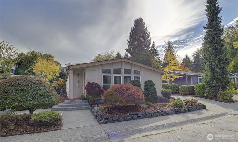 17308 Woodcrest Drive NE Bothell WA 98011