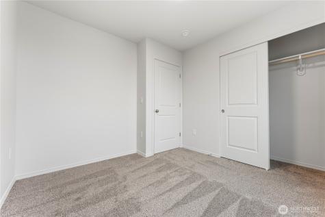 925 La Vista Drive Warden WA 98857