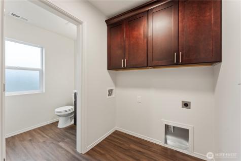 925 La Vista Drive Warden WA 98857