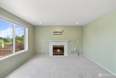 5131 Chinook Drive NE Tacoma WA 98422