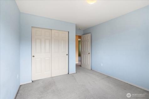 5131 Chinook Drive NE Tacoma WA 98422