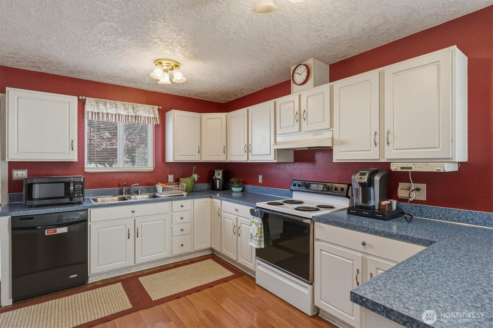 2928 Dover Street Longview WA 98632