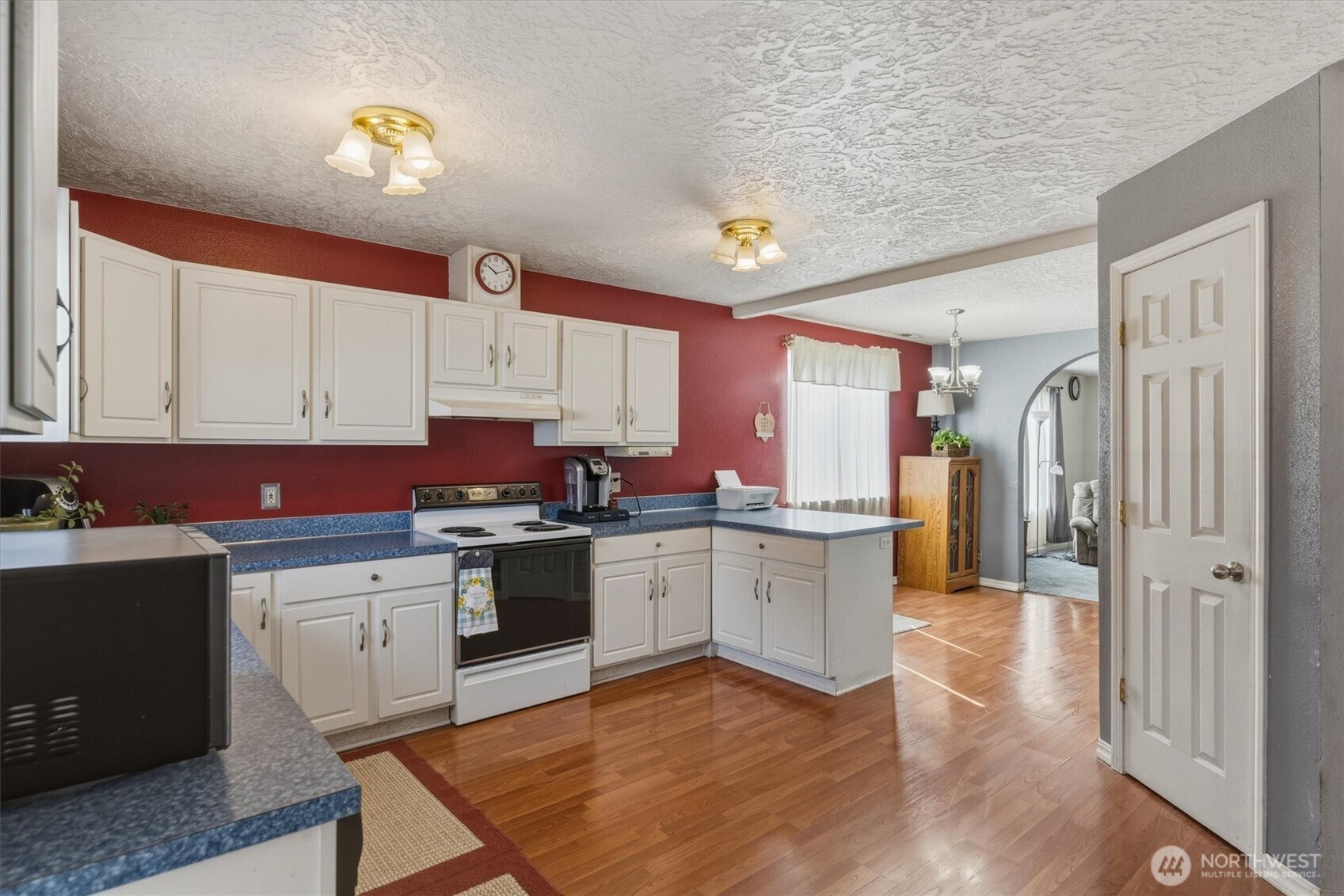 2928 Dover Street Longview WA 98632