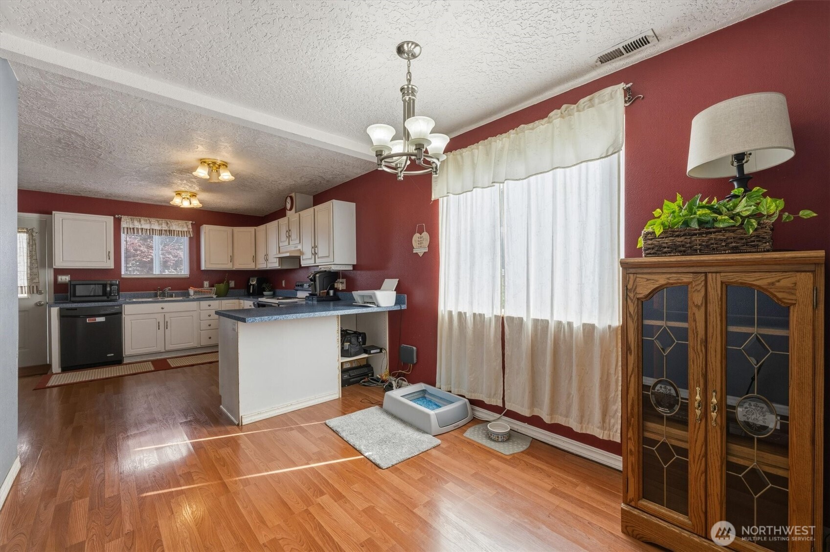 2928 Dover Street Longview WA 98632