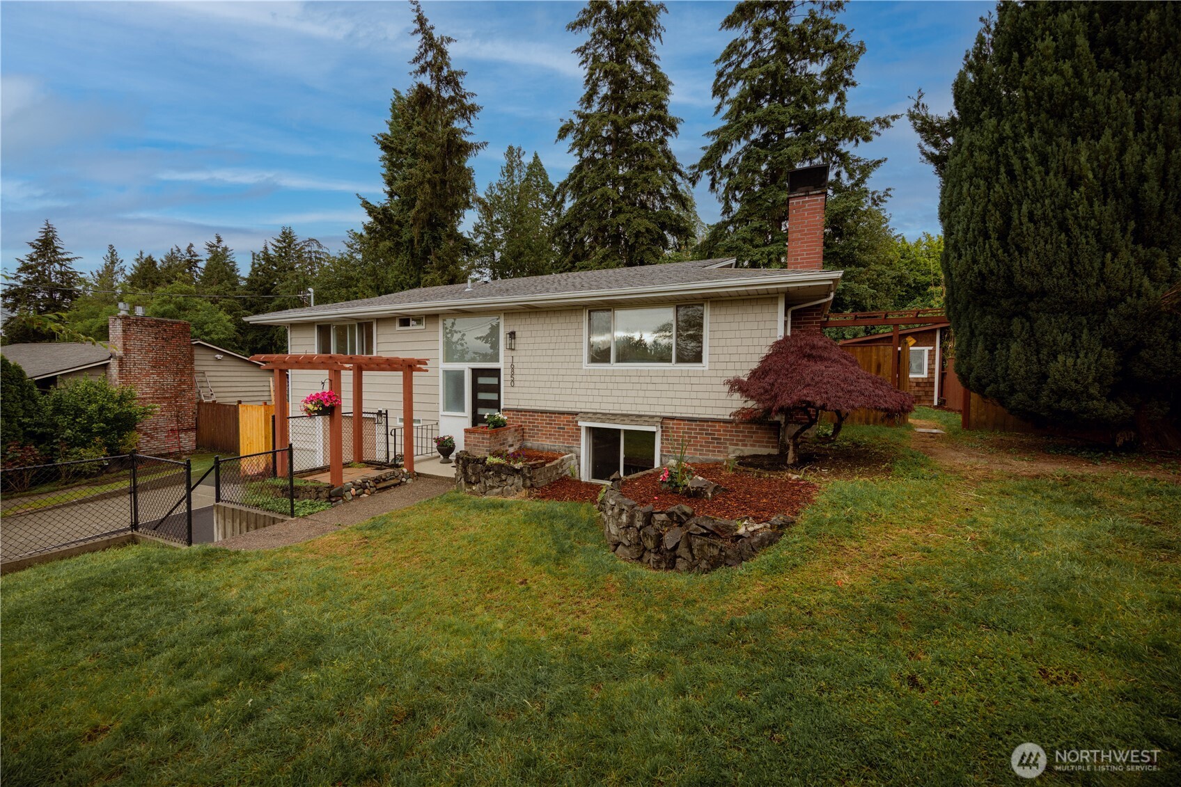 16850 31st Place S Seatac WA 98188