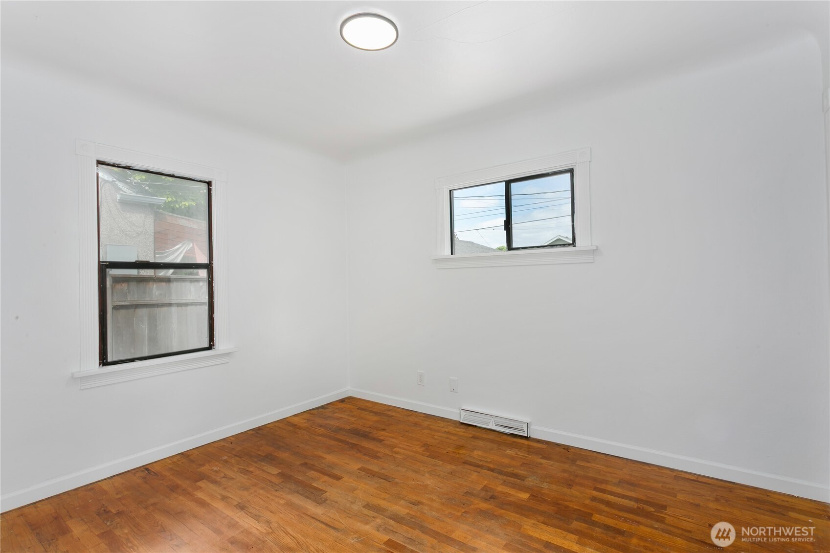 5005 Yakima Avenue Tacoma WA 98408