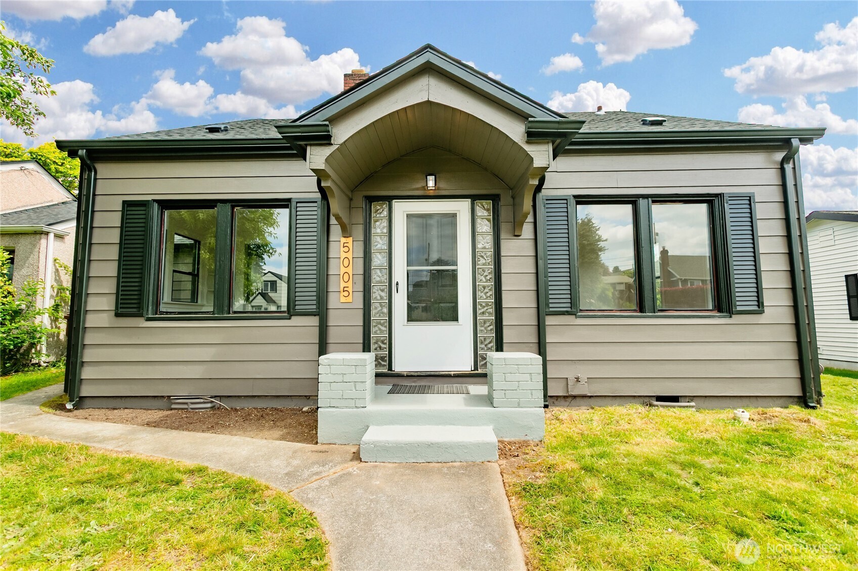 5005 Yakima Avenue Tacoma WA 98408