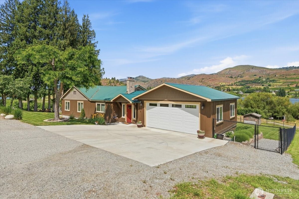 2876 Green Avenue Manson WA 98831