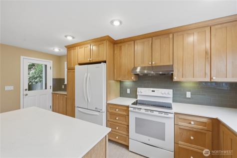 3217 36th Avenue W Seattle WA 98199