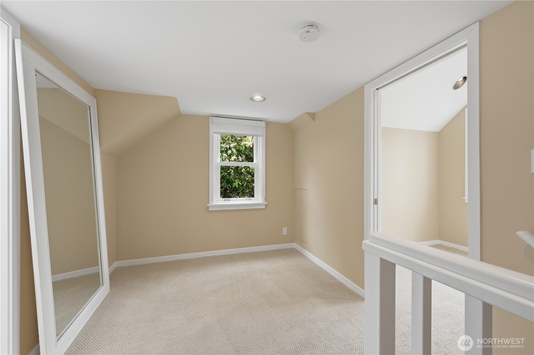 3217 36th Avenue W Seattle WA 98199