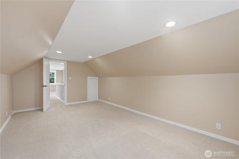 3217 36th Avenue W Seattle WA 98199
