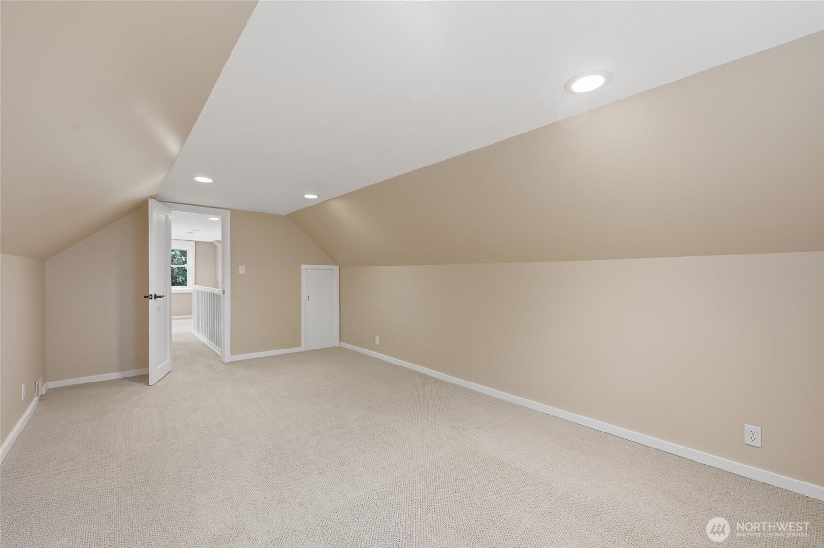 3217 36th Avenue W Seattle WA 98199