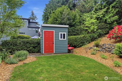 3217 36th Avenue W Seattle WA 98199