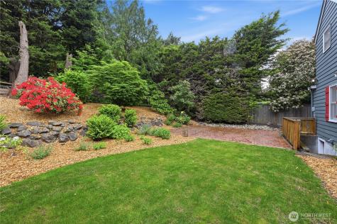3217 36th Avenue W Seattle WA 98199