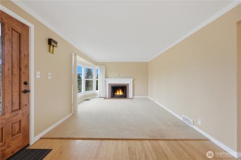 3217 36th Avenue W Seattle WA 98199
