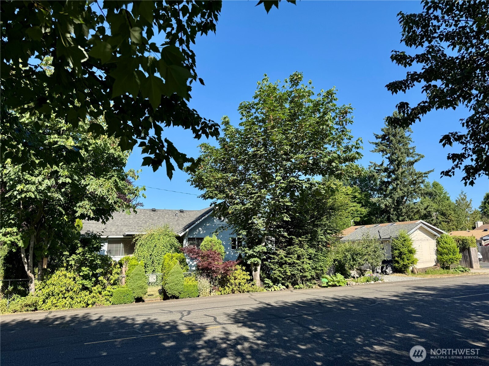 1203 Davis Avenue Enumclaw WA 98022