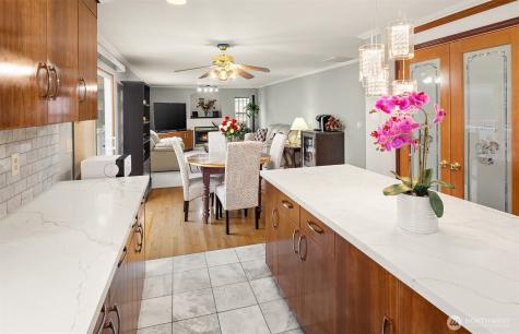 11426 81st Place S Seattle WA 98178