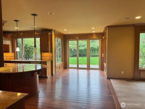 5012 112th Avenue NE Kirkland WA 98033