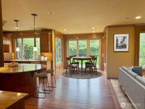 5012 112th Avenue NE Kirkland WA 98033