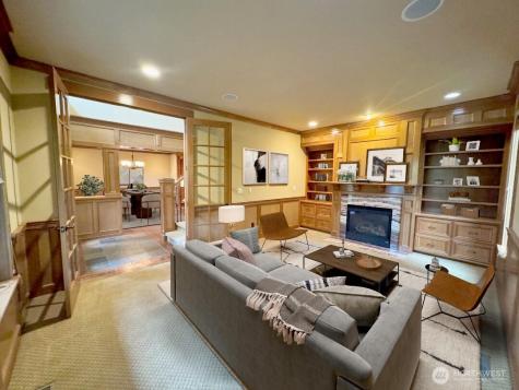 5012 112th Avenue NE Kirkland WA 98033