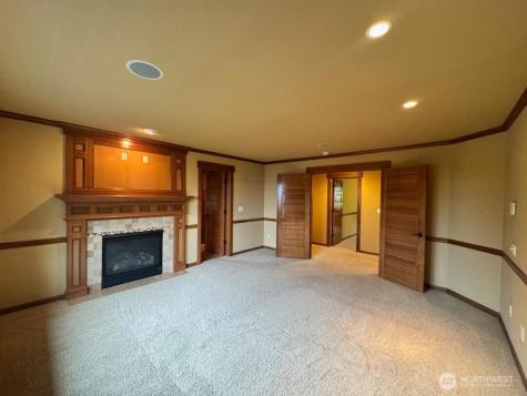 5012 112th Avenue NE Kirkland WA 98033