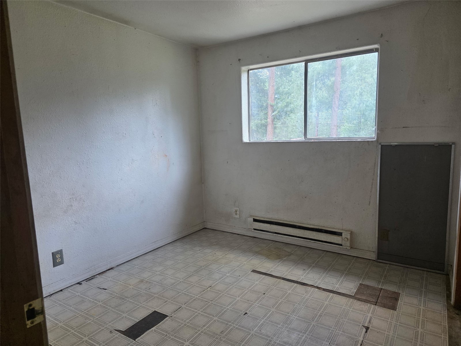 33 Old West Curlew Lake Road Republic WA 99166