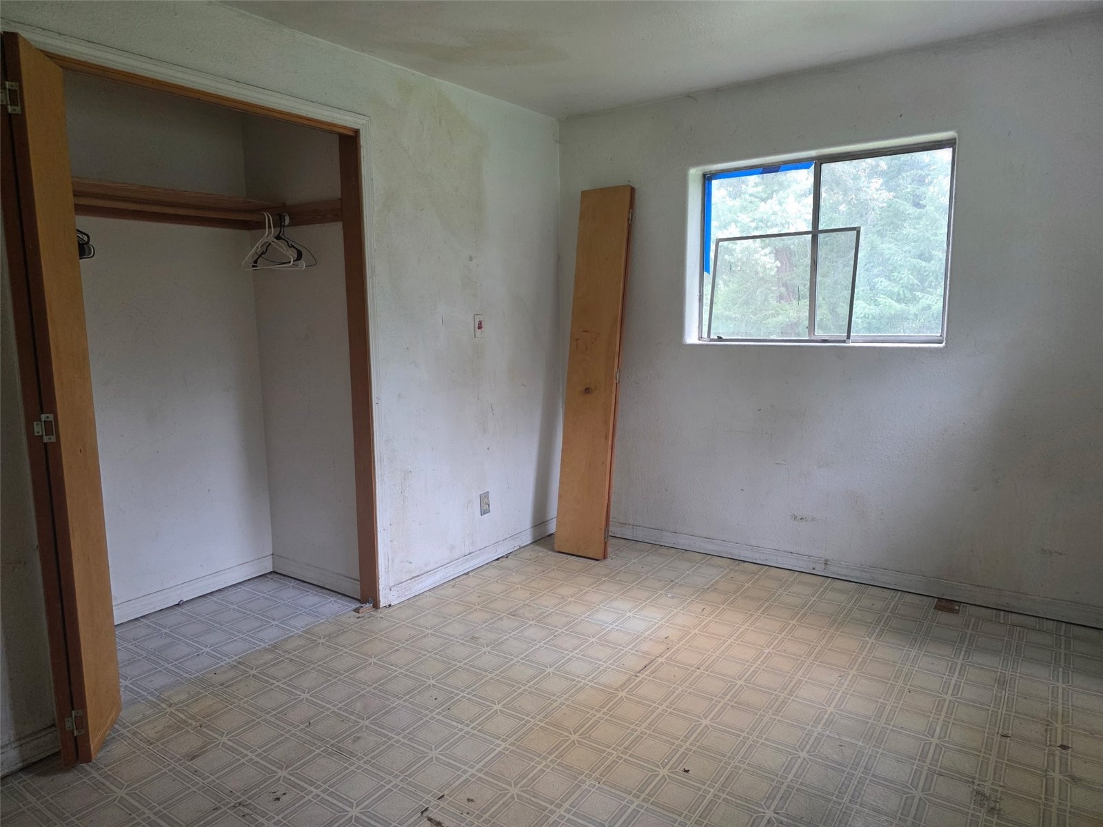 33 Old West Curlew Lake Road Republic WA 99166