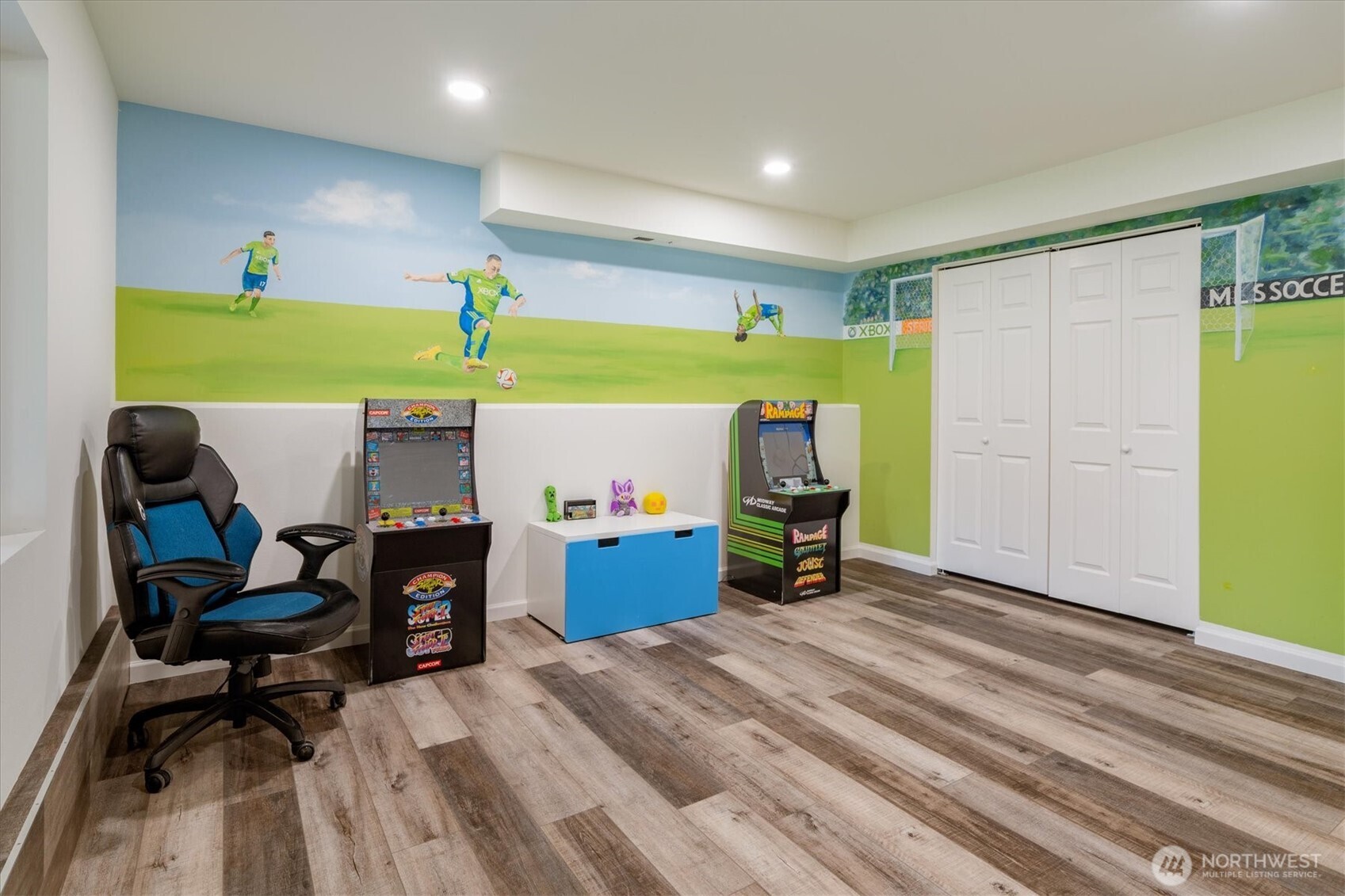 22910 NE 76th Street Redmond WA 98053