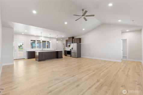 6427 2.05 NE Moses Lake WA 98837