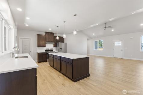 6427 2.05 NE Moses Lake WA 98837