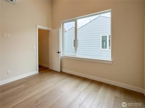 6949 42nd Avenue S Seattle WA 98118