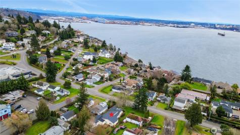 711 Le Lou Wa Place NE Tacoma WA 98422