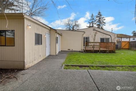 711 Le Lou Wa Place NE Tacoma WA 98422