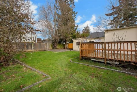 711 Le Lou Wa Place NE Tacoma WA 98422